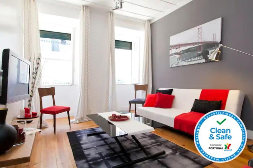 Lisbon Sant'Anna Apartments Экстерьер фото