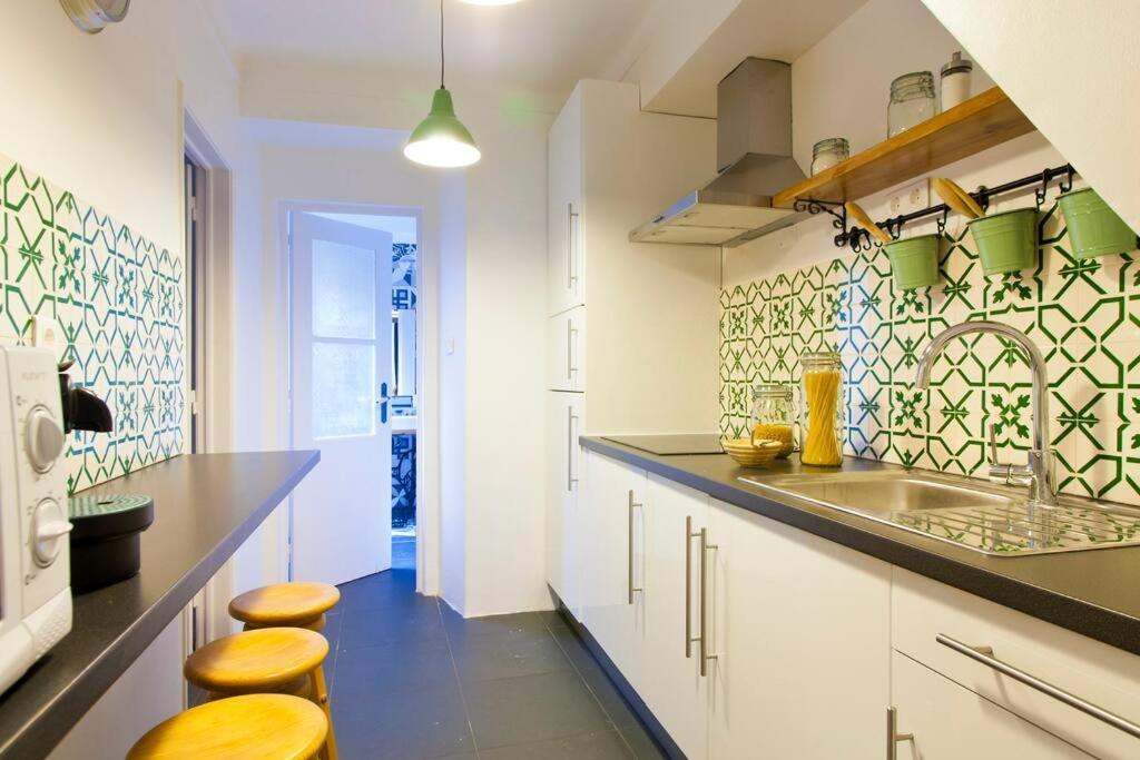 Lisbon Sant'Anna Apartments Экстерьер фото