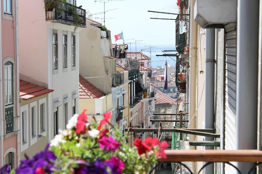 Lisbon Sant'Anna Apartments Экстерьер фото